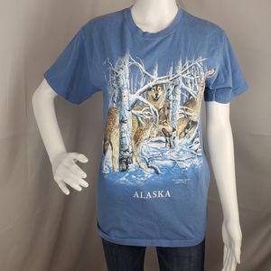 Alaska Wolves shirt Small